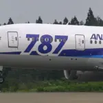 全日本空輸ボーイング787-8ドリームライナーの離着陸