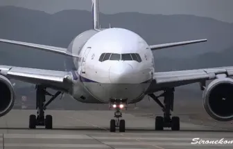 仙台空港 飛行機離着陸 旅客数増加で機材大型化！全日本空輸 ボーイング777-200
