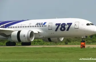 全日本空輸 ボーイング787-8 ドリームライナー 最新鋭旅客機離着陸シーン