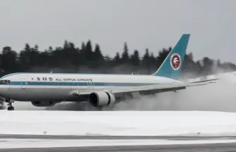 全日本空輸【モヒカンジェット】ボーイング767-300 飛行機離着陸映像