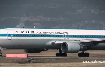 大阪国際空港(伊丹) 全日本空輸 ボーイング767-300の離着陸