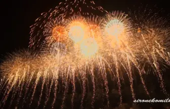 2014年 長野えびす講煙火大会 800mワイド 8号玉100連発 特大ワイドスターマイン