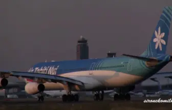 エア タヒチ ヌイ エアバスA340-300の離陸