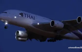 世界の航空機 タイ国際航空 エアバスA380着陸シーン