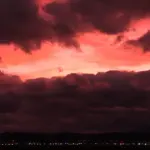 2013年台風18号 仙台空港 台風一過の夕焼け