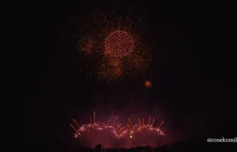 4K UHD 2016年 赤川花火大会 全国デザイン花火競技会「フラッシュ・パーティー」㈲篠原煙火店